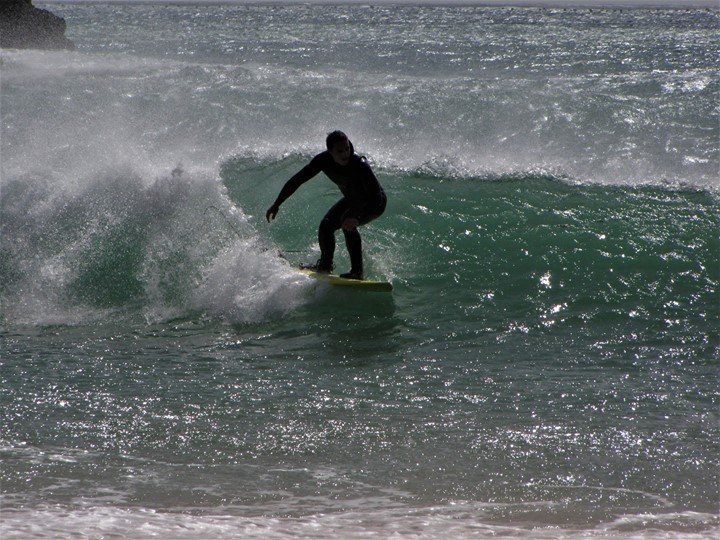 backside surf wave