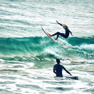 surfing small waves with my buddy from the netherlands who had a big surfprise for me after this session