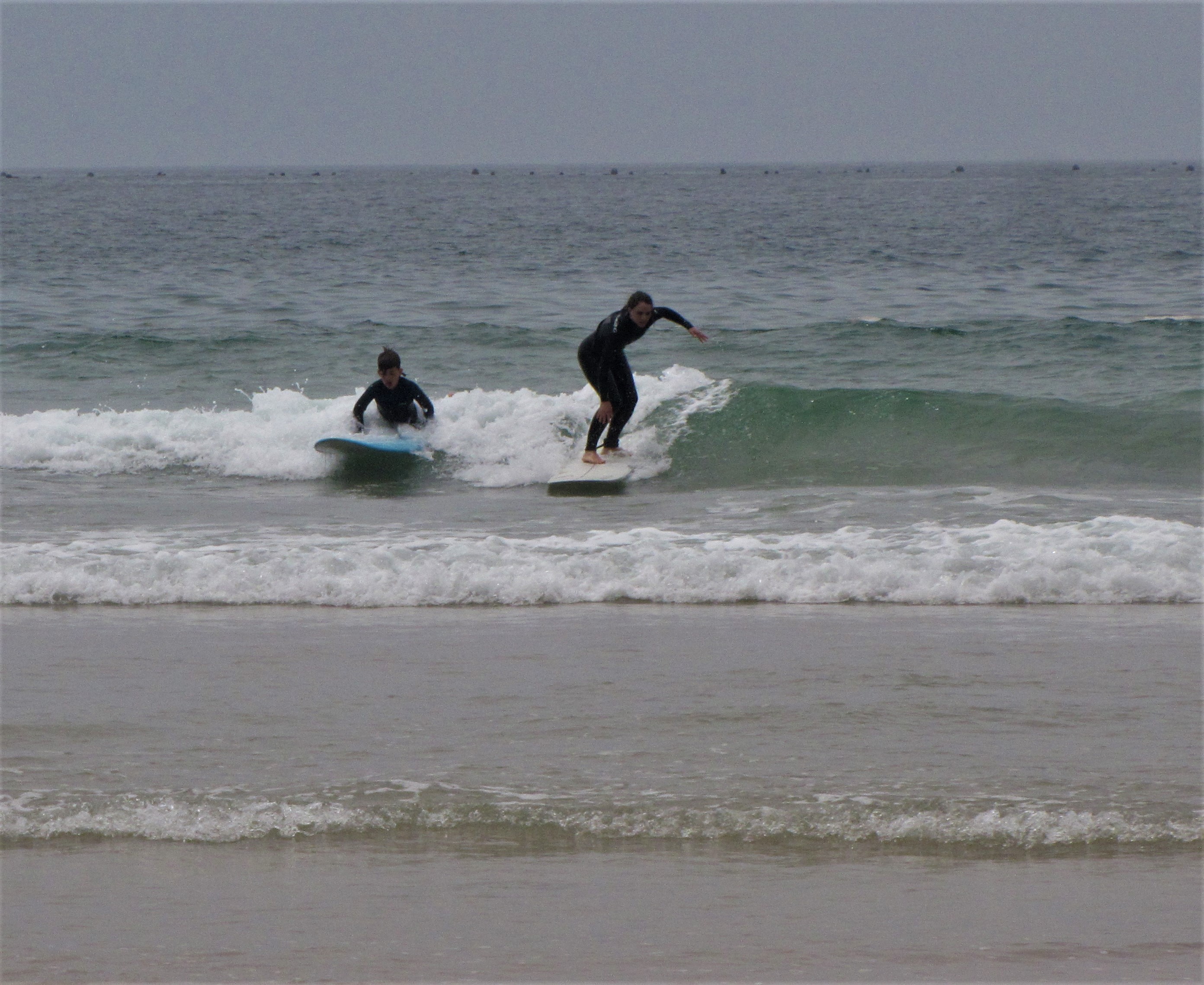 zavial beach small wave