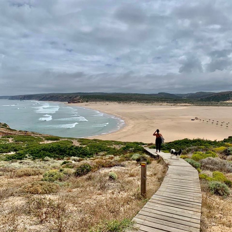 bordeira beach