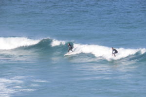 tonel surfing