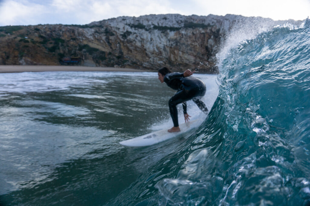 surfguide-algarve-surf-girl-beliche