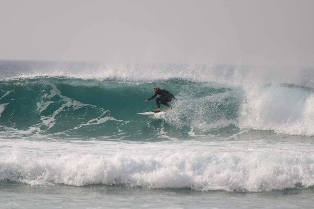 tonel-surfguide-algarve-barrel-stall