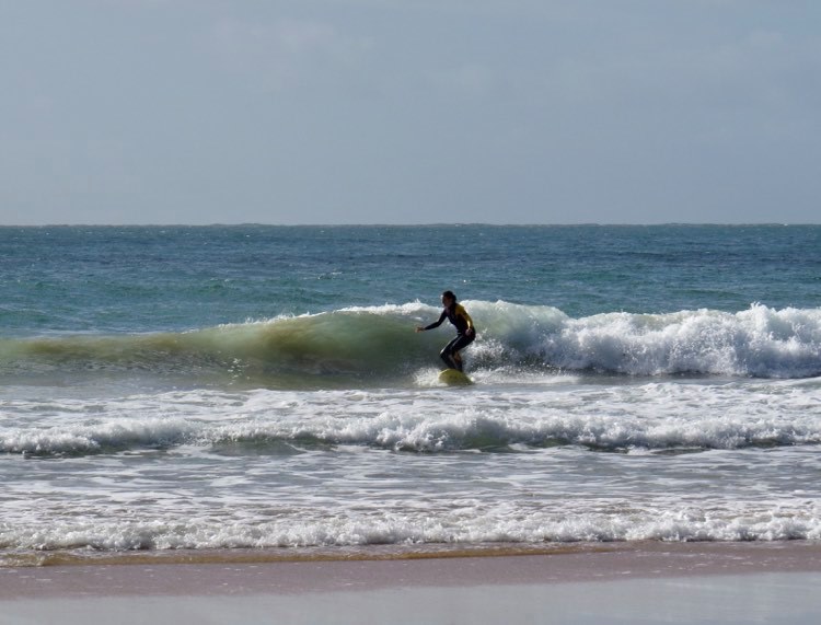 fun-wave-beliche-surfgirl