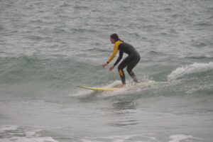 surfgirl-small-wave-beliche-sagres