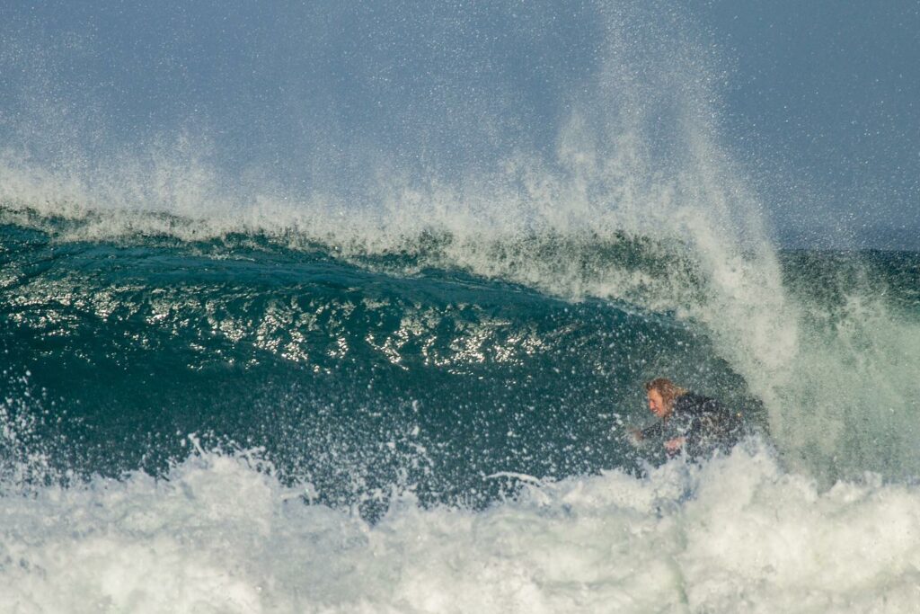 barrel-tonel-winter-surfguide-algarve