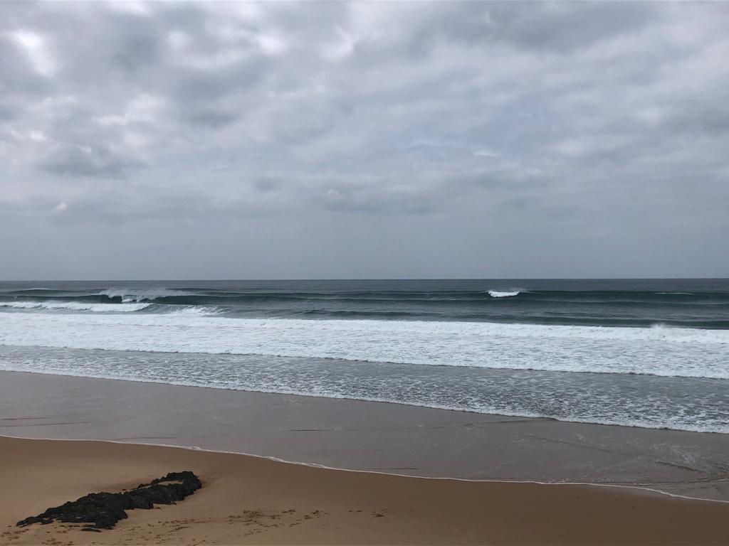 cordoama-perfect-offshore-waves-surfguide-algarve