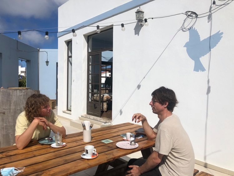 after-surf-coffee-sagres-