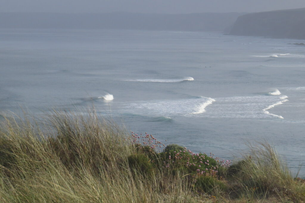 bordeira-offshore-small-waves-surfguide-mission