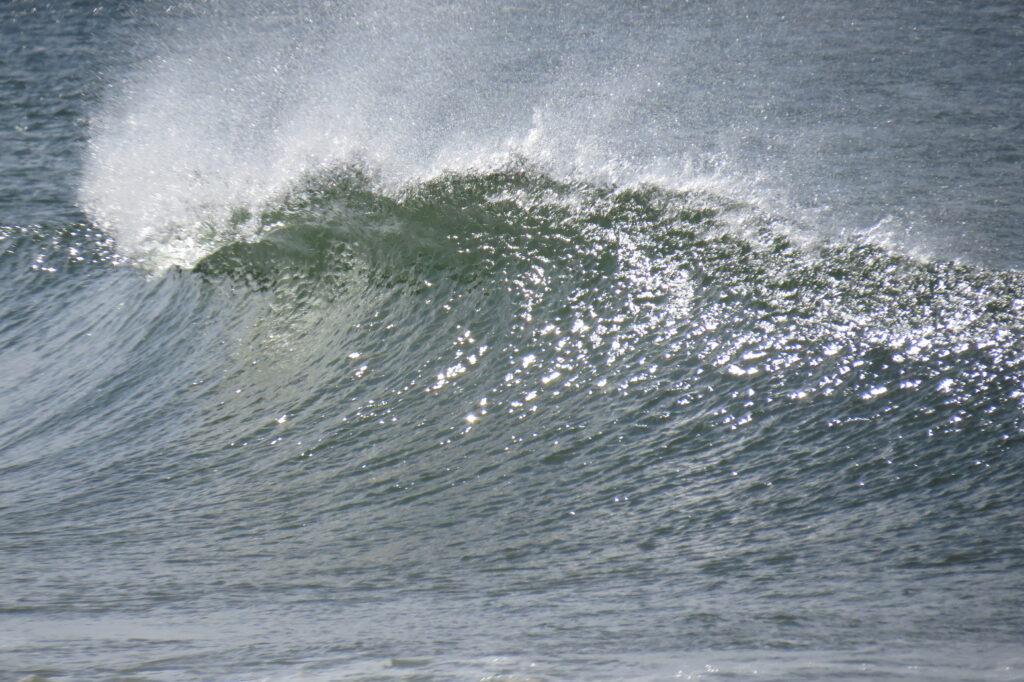 offshore-wave-zavial-surfguide-algarve