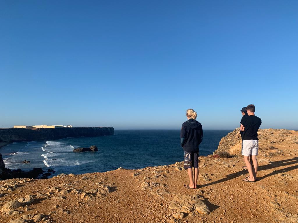 Tonel-surfcheck-sagres-end-of-the-world-surfguide-algarve