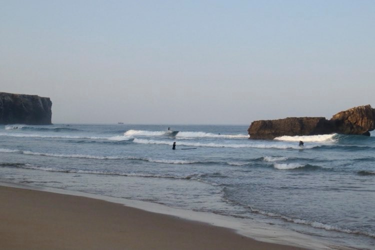 Tonel-Sagres-end-of-the-world-playful-summer-surf-surfguide-algarve