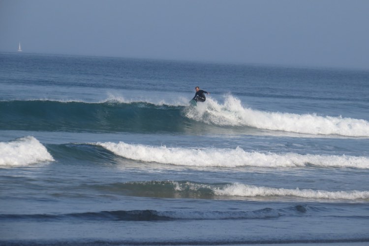 floater-surfing-cordoama-friend-surfguide-algarve