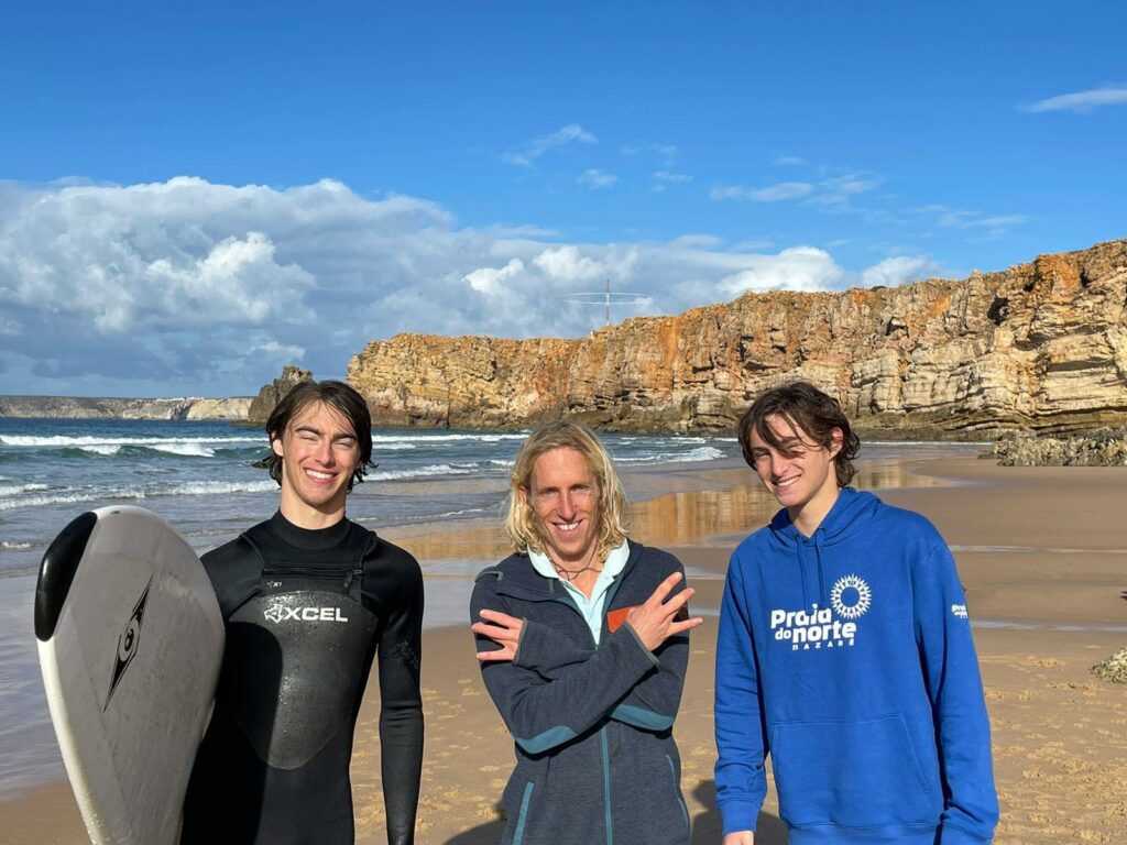 after-surf-smiles-with-surfguide-algarve-in-sagres-tonel