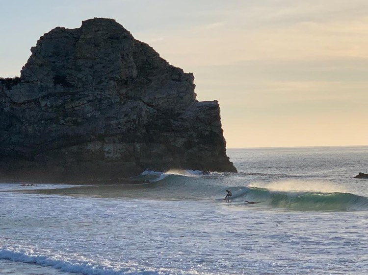 surfguide guest - only ones out, epic surf algarve