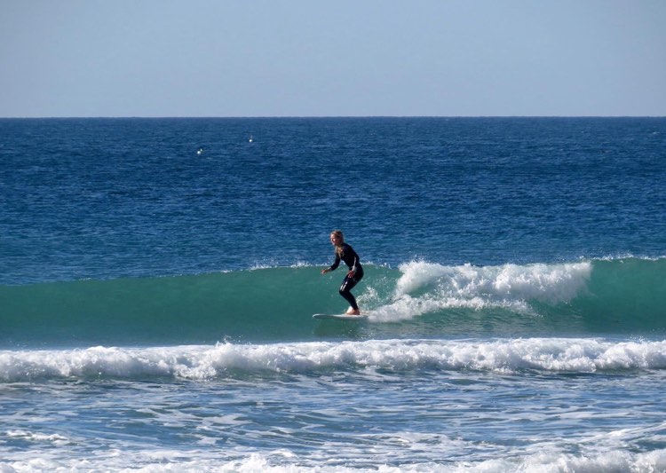 Porto de Mos longboarding Surf Guide Algarve