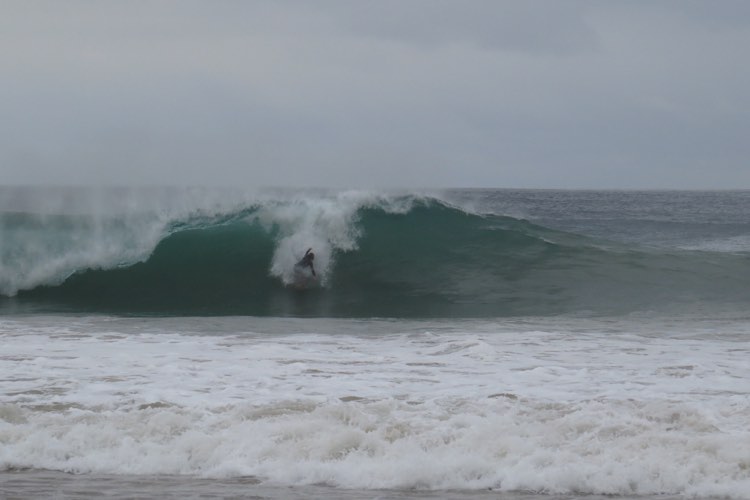 wipe out surfing beliche sagres surf guide algarve