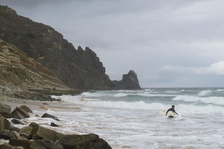 Luz surfers with surf guide algarve