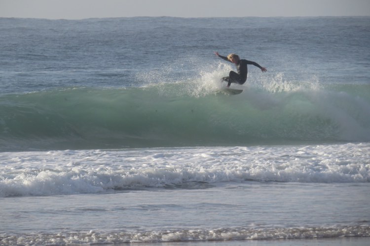 Surf guide algarve surfing turn Mareta Sagres