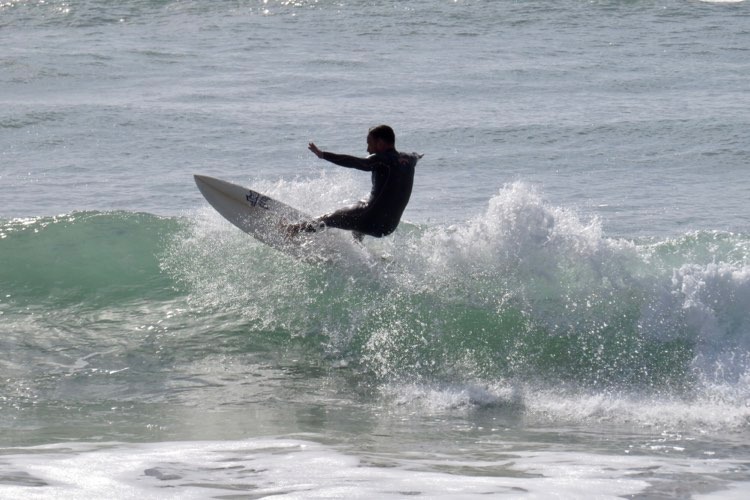 Surfing Mareta with surf guide algarve