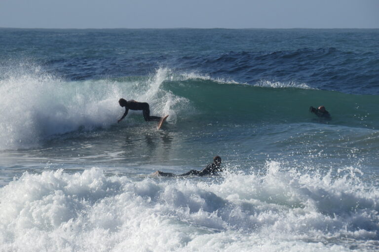 beliche surfer massimo surf guide algarve