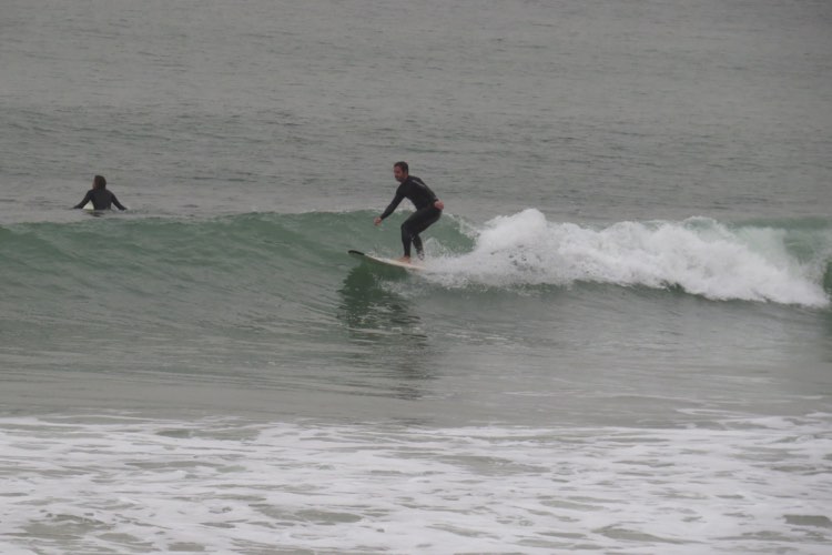 clean mareta surfing with surf guide algarve