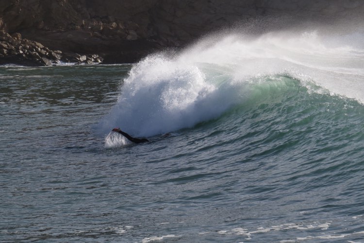 duckdive wave barranco surf guide algarve