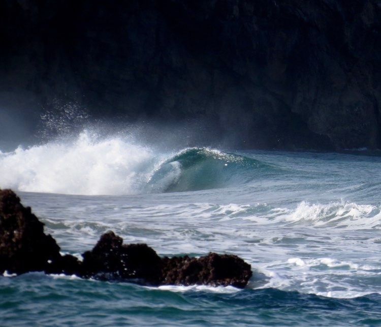 perfect wave tonel sagres surf guide algarve