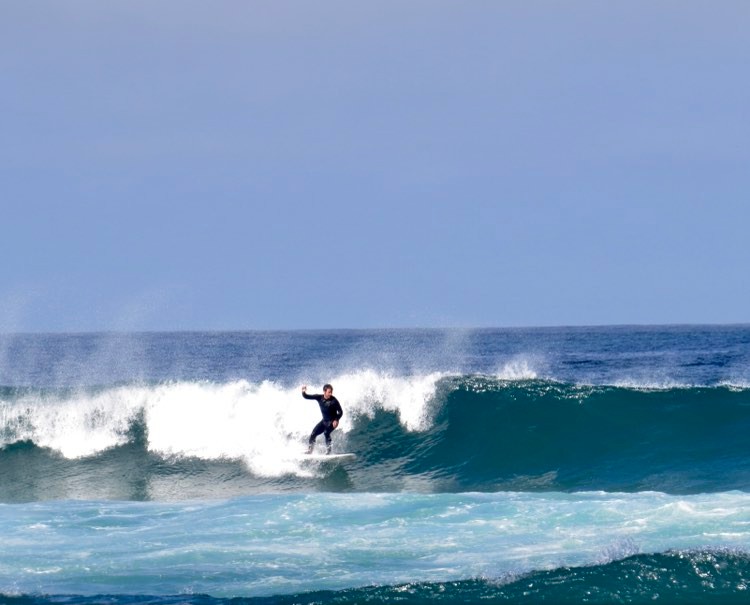 surfing zavial with surf guide algarve