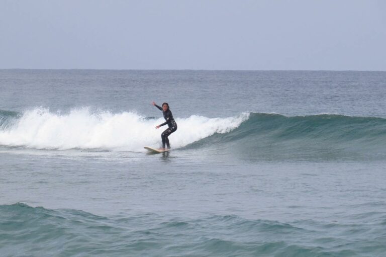 Tonel Sagres surfing clean wave with surf guide algarve.