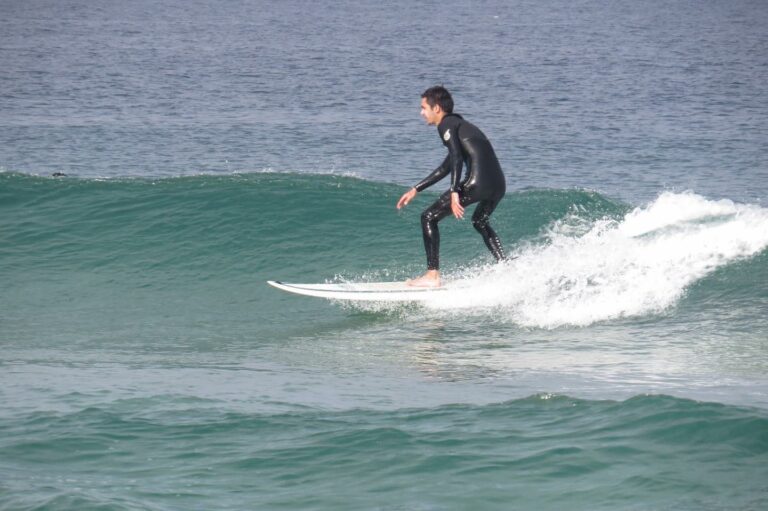 Tonel Sagres surfing malibu with surf guide algarve