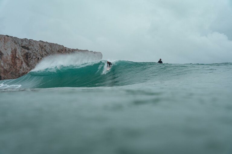 beliche surfing surf guide algarve big drop