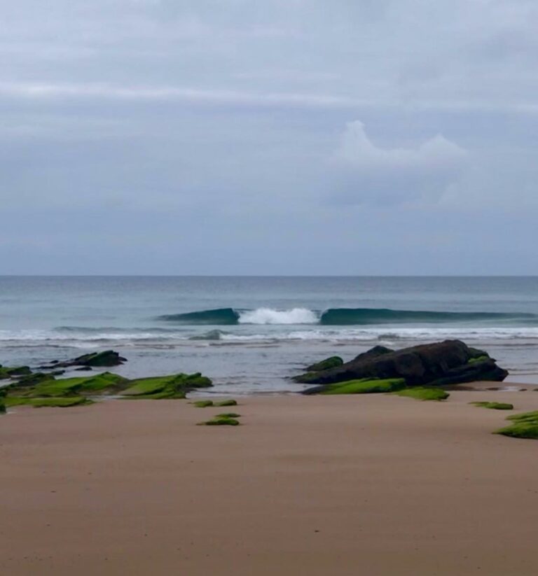 clean waves surfing cordoama surf guide algarve