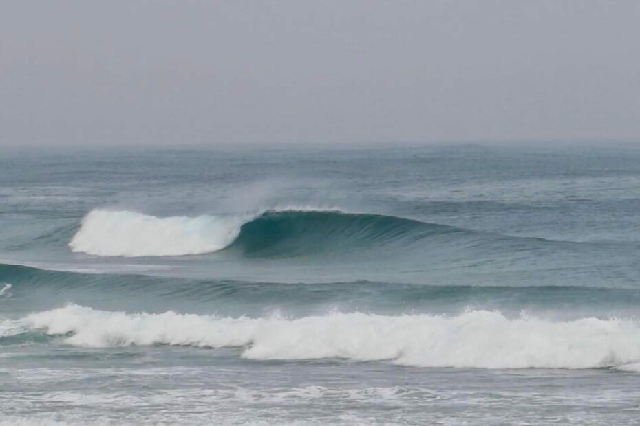 perfect wave surf guide algarve west coast portugal