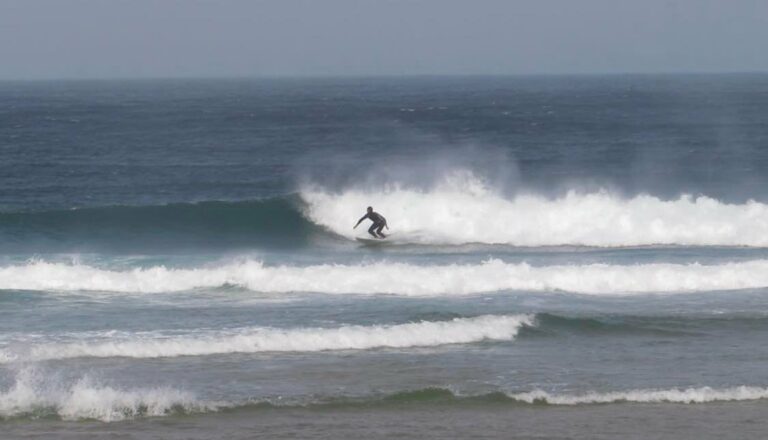 surf lesson west coast algarve portugal with surf guide algarve