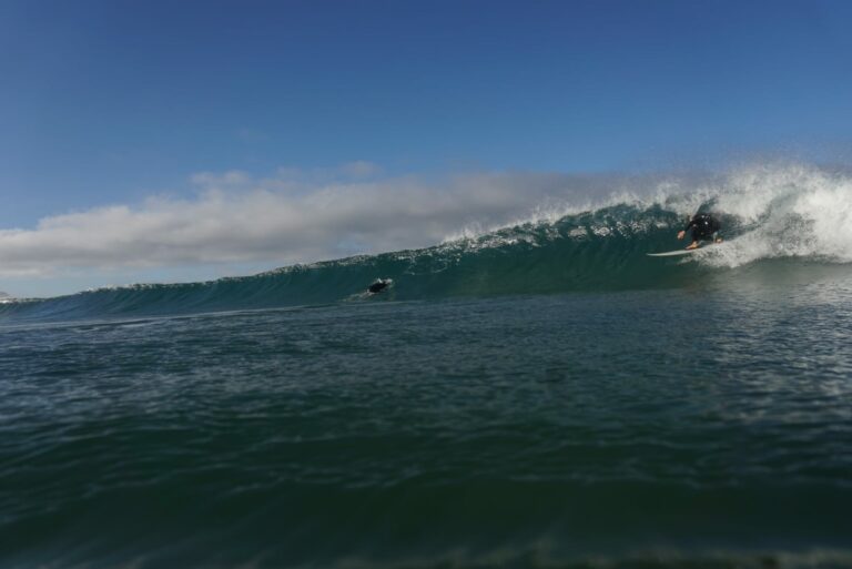 zavial surfing barrel surf guide algarve massimo