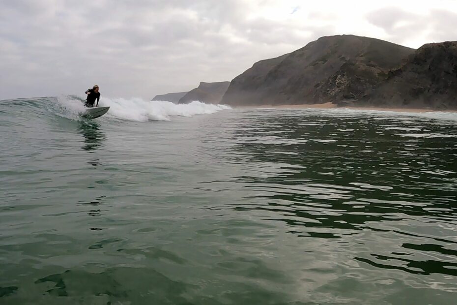 Surfing Algarve west coast with surf guide algarve