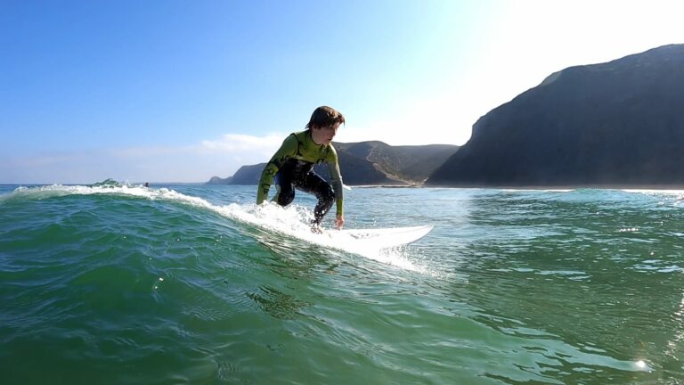 surfing gromm surf guide algarve