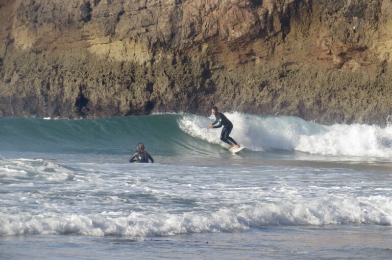 Zavial point break small wave surfing surf guide algarve