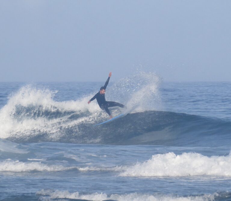 local castelejo surfer good turn