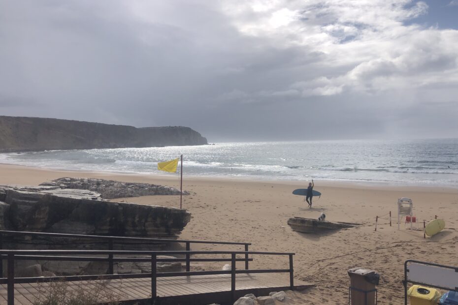 miss surf guide algarve on Mareta beach