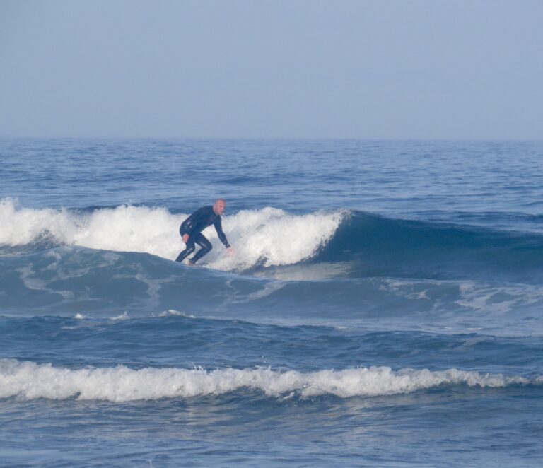 surfing castelejo with surf guide algarve