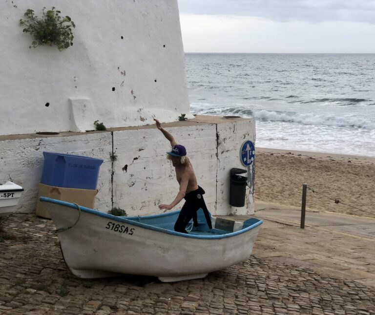 burgau surf beach fun surf guide algarve