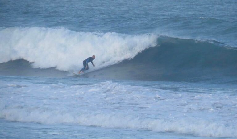 head high wave surf guide algarve