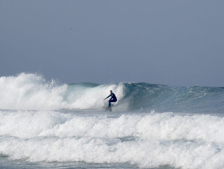 perfect waves surf guide algarve nsp surf betty