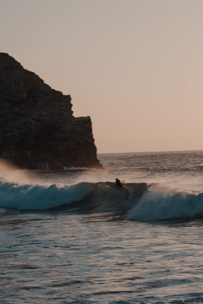 Barranco golden surf good turn surf guide algarve