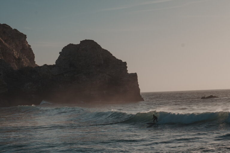 Barranco surf session surf guide algarve