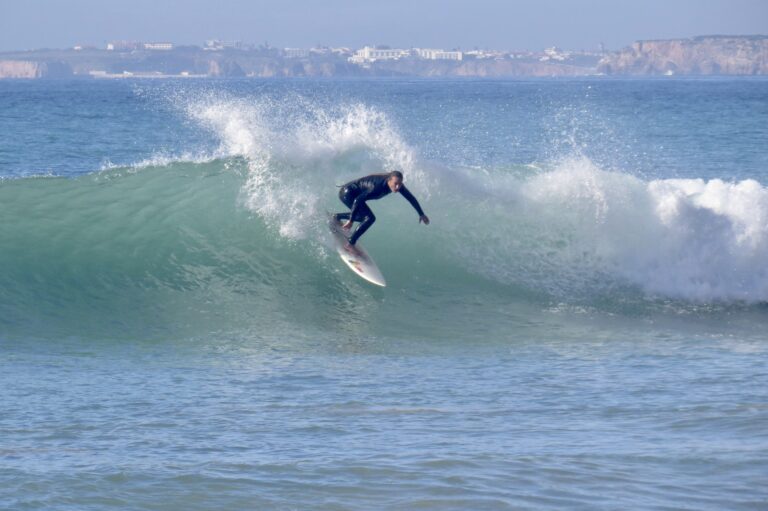 good turn cabanas velhas surfing surf guide algarve