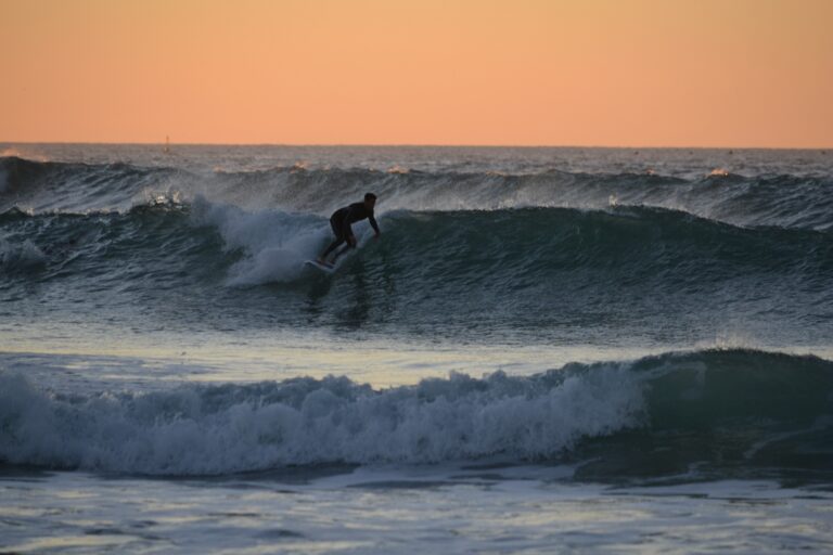ingrina sunrise surfing surf guide algarve