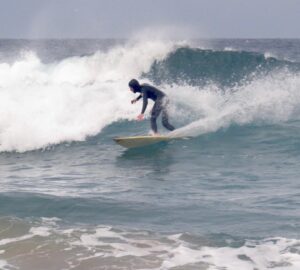 spray surfing surf guide algarve